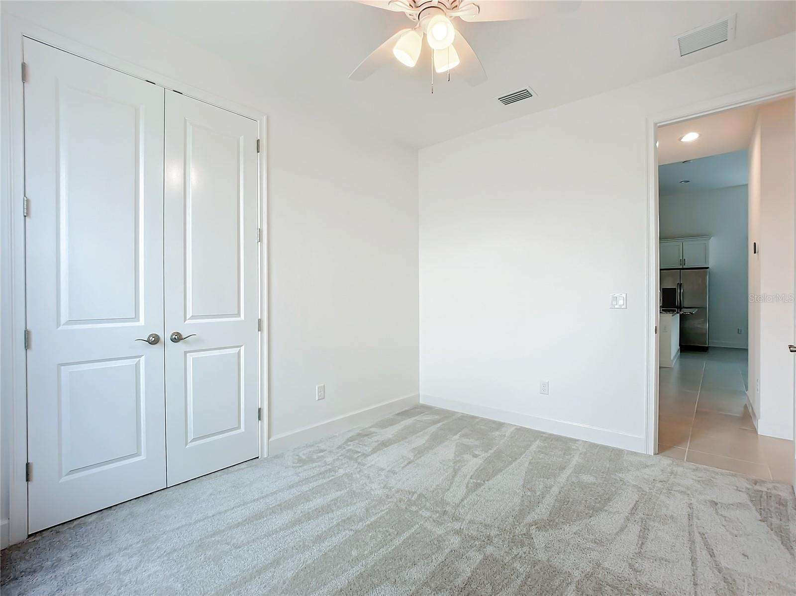 Image 17 of 31 For 234 Mosaic Boulevard