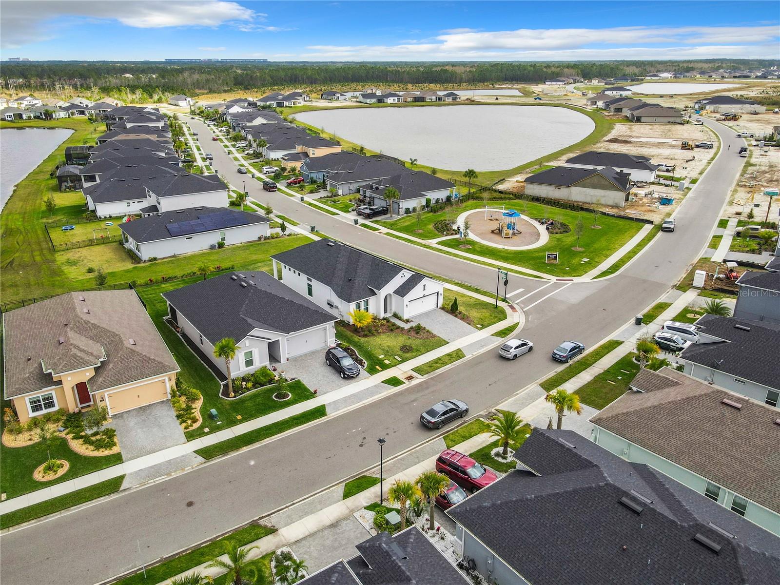 Image 26 of 31 For 234 Mosaic Boulevard