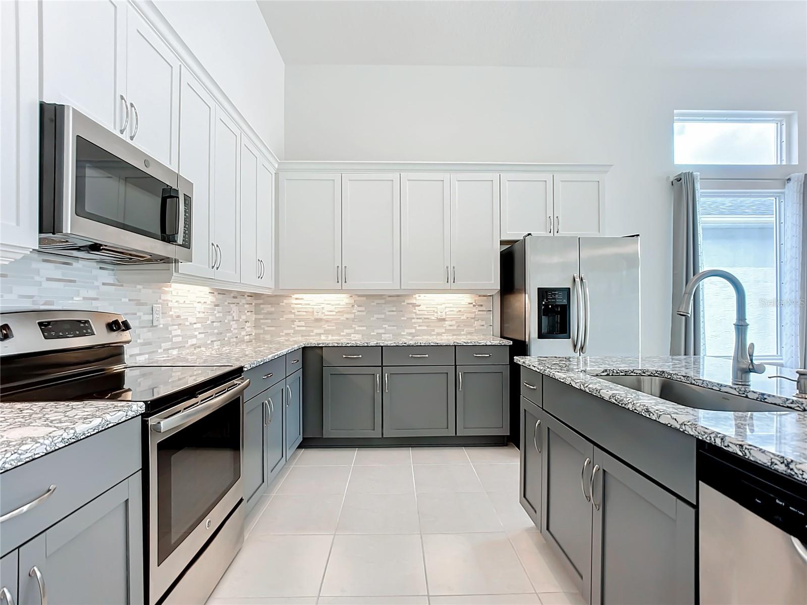 Image 3 of 31 For 234 Mosaic Boulevard