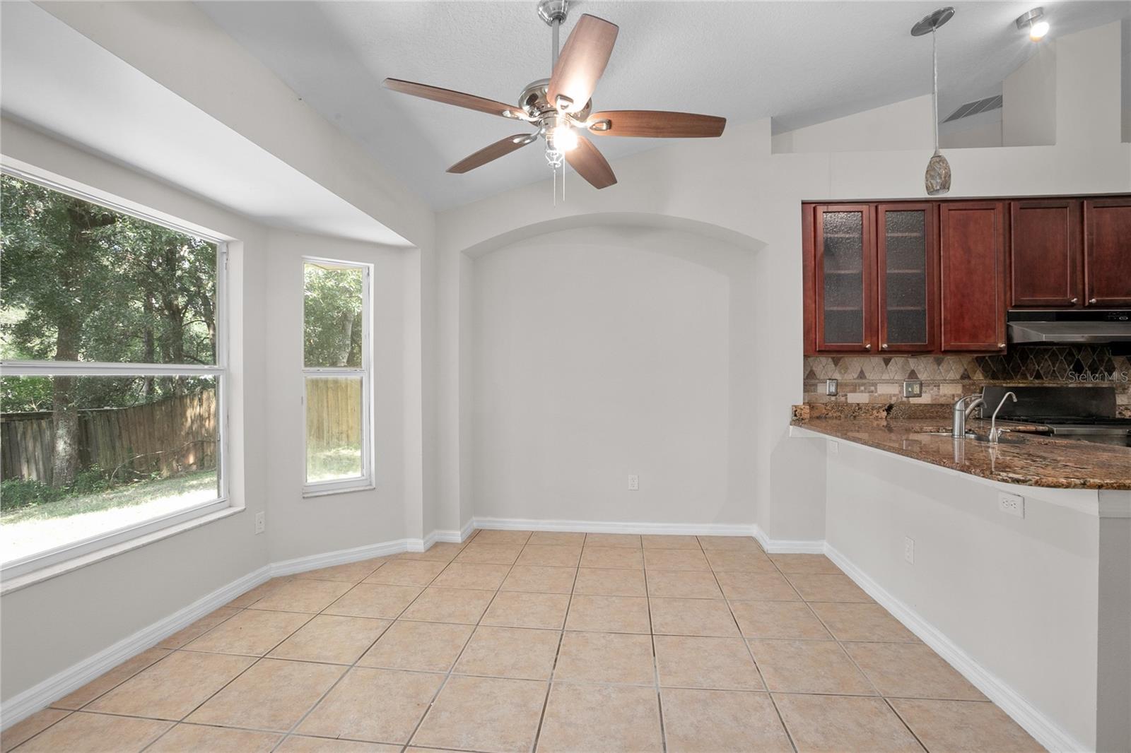 Image 14 of 32 For 1439 Bent Oaks Boulevard