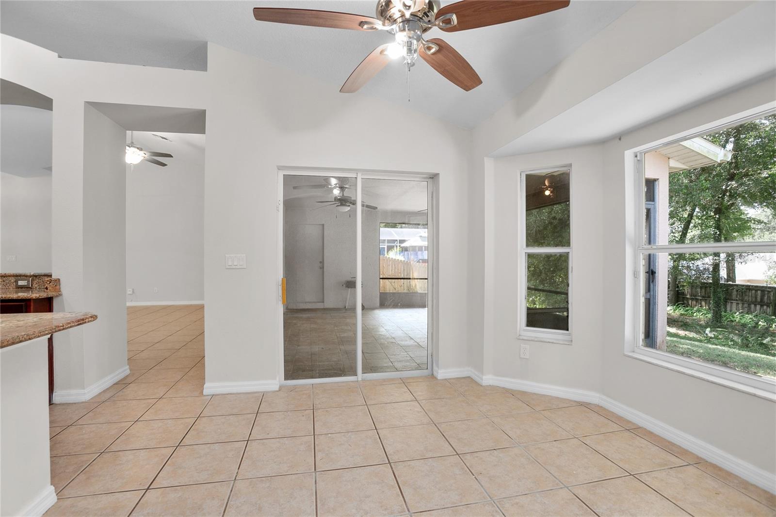 Image 15 of 32 For 1439 Bent Oaks Boulevard