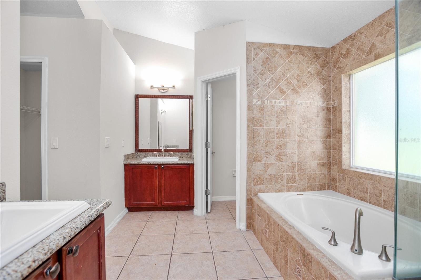 Image 19 of 32 For 1439 Bent Oaks Boulevard
