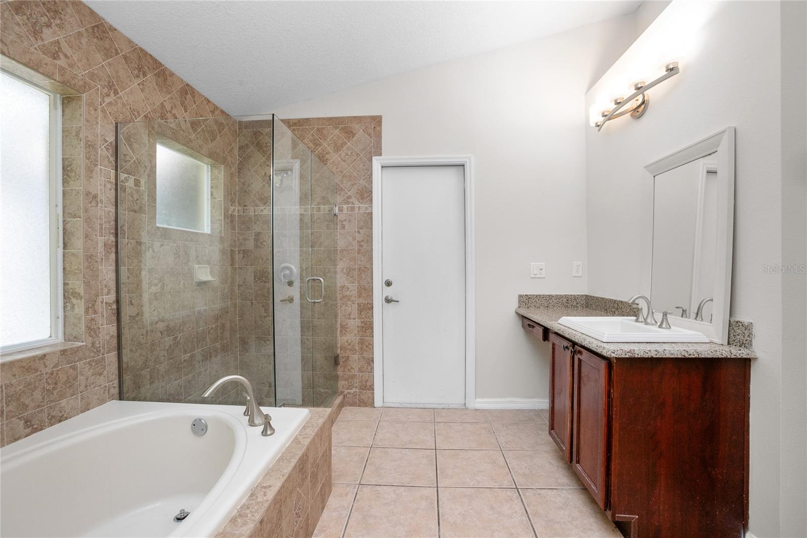 Image 20 of 32 For 1439 Bent Oaks Boulevard