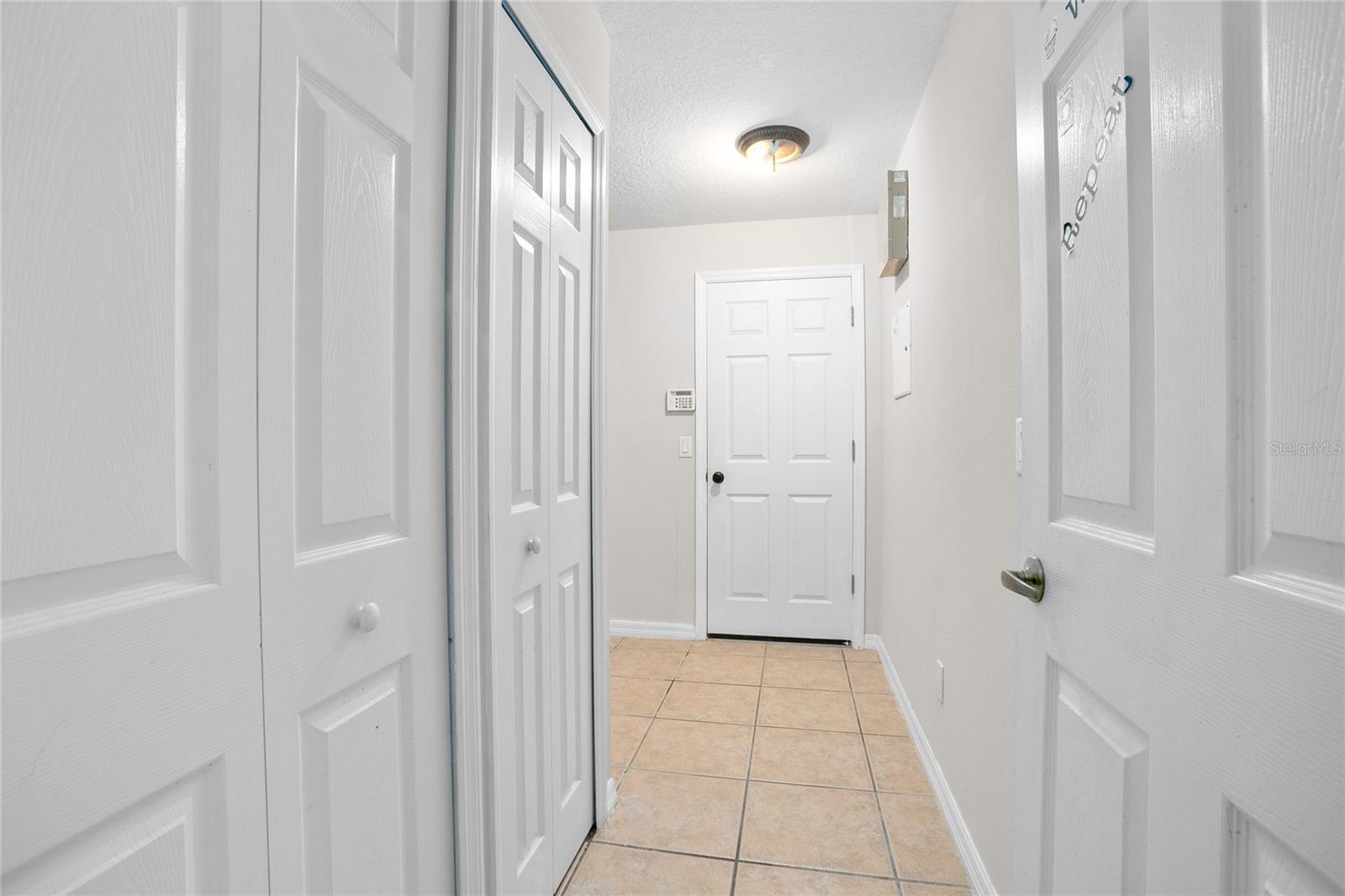 Image 26 of 32 For 1439 Bent Oaks Boulevard