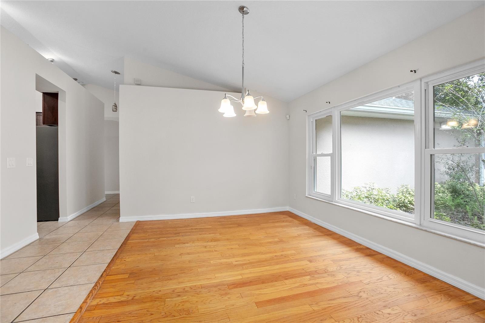 Image 6 of 32 For 1439 Bent Oaks Boulevard