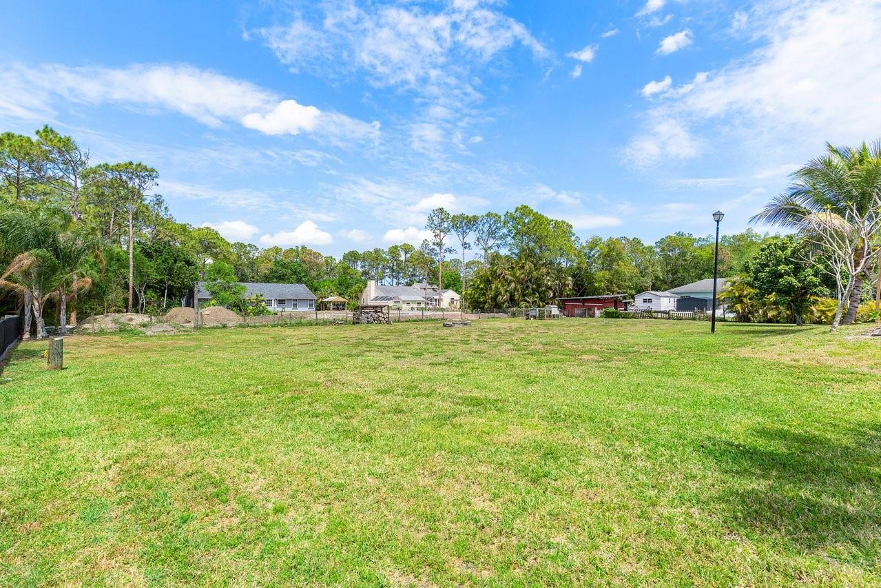 Image 37 of 60 For 12405 182nd Road N