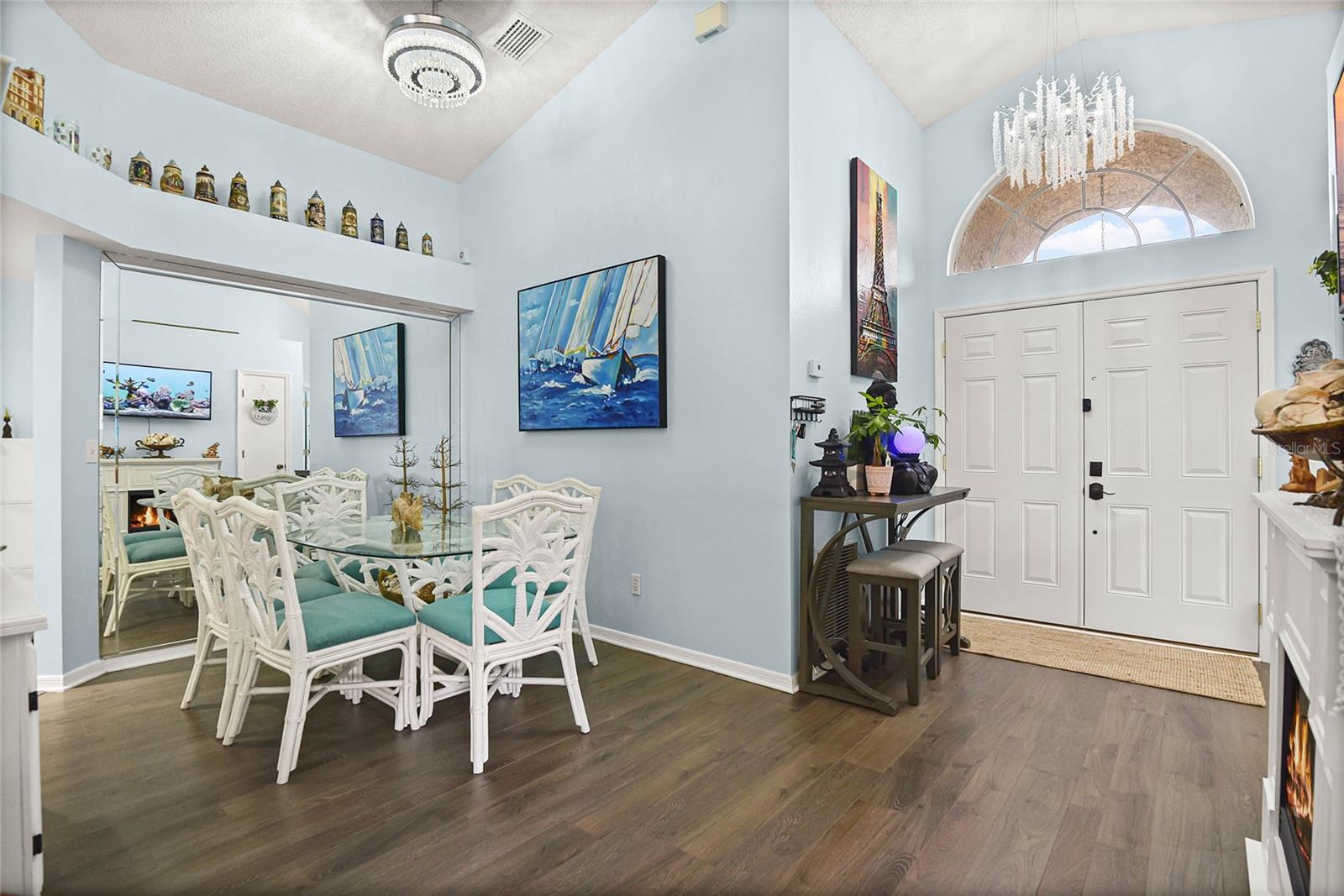 Image 8 of 47 For 13944 Huntwick Drive