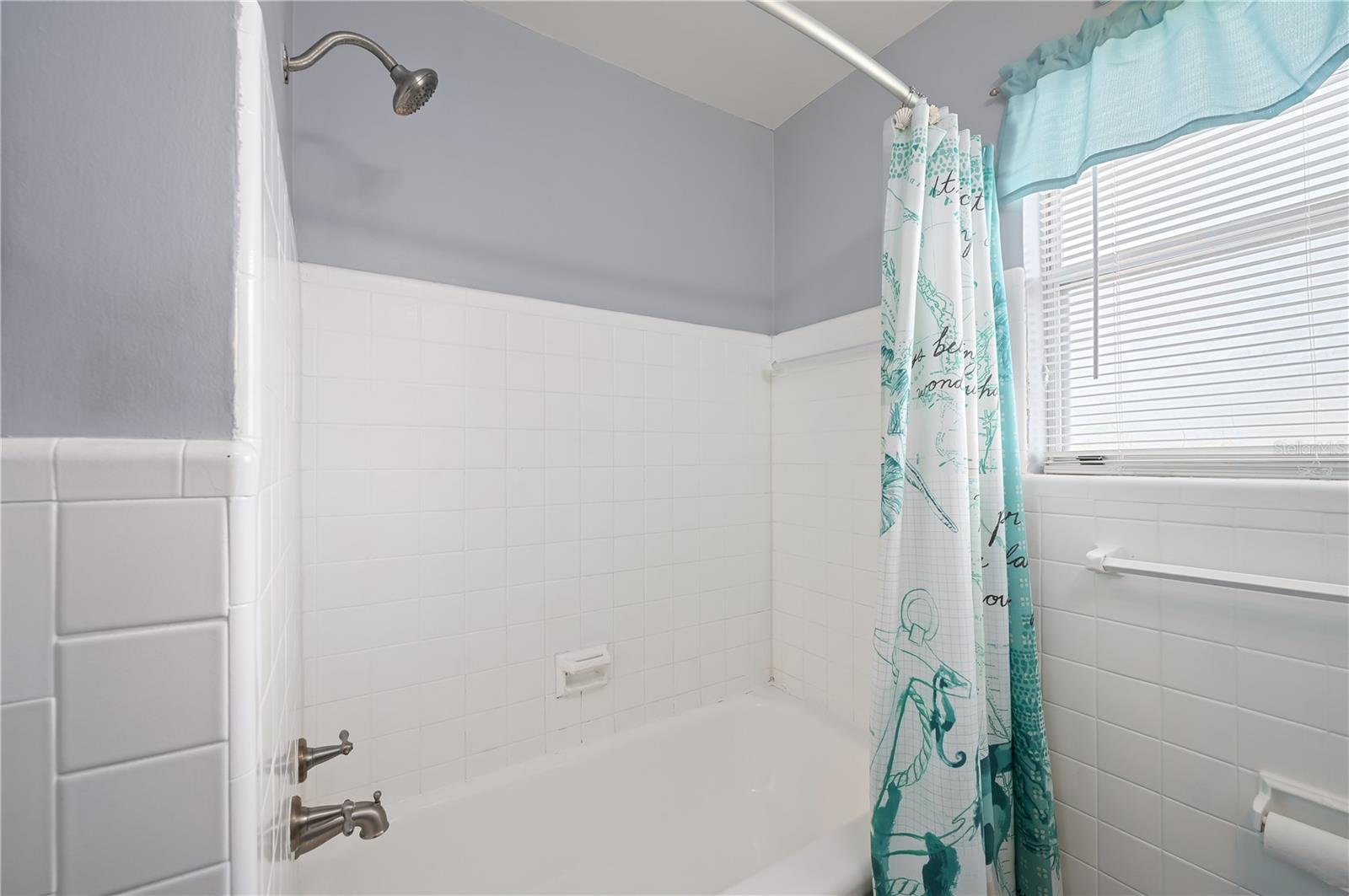 Image 22 of 36 For 111 Claire Terrace