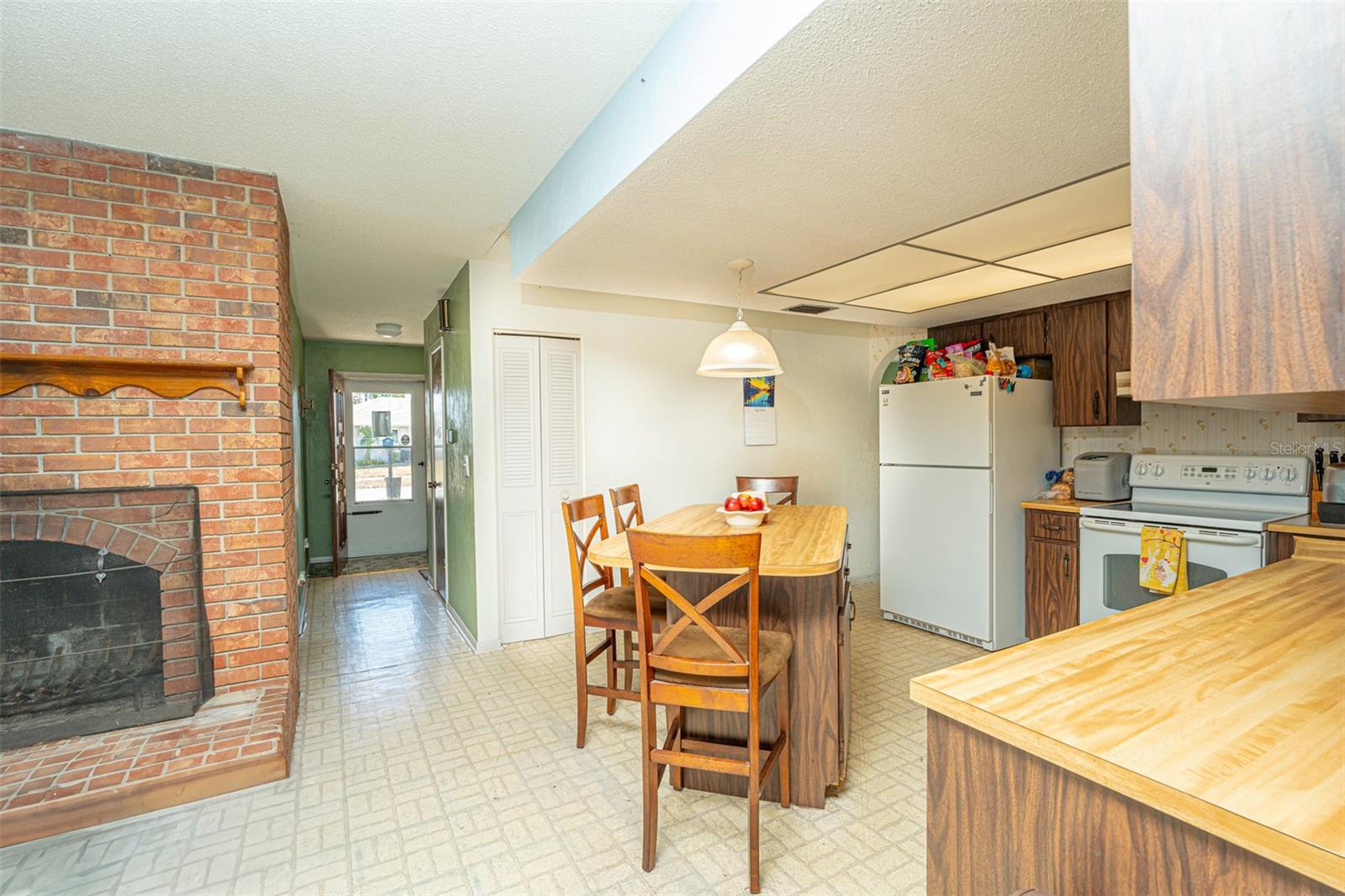 Image 15 of 29 For 291 Sagewood Drive