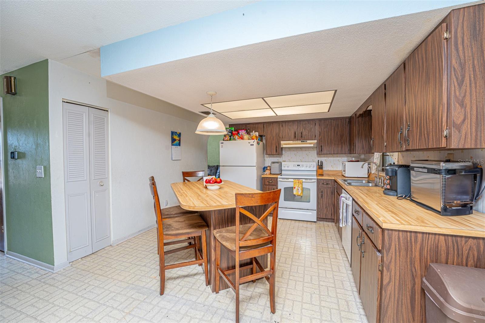 Image 17 of 29 For 291 Sagewood Drive