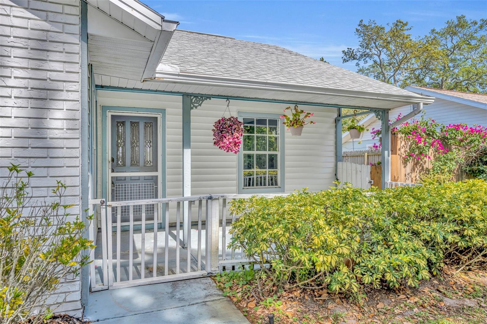Image 2 of 28 For 717 Ridgewood Avenue