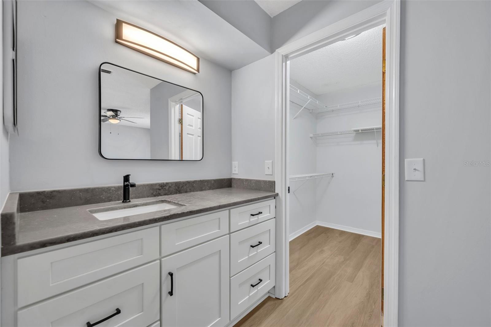 Image 20 of 28 For 717 Ridgewood Avenue
