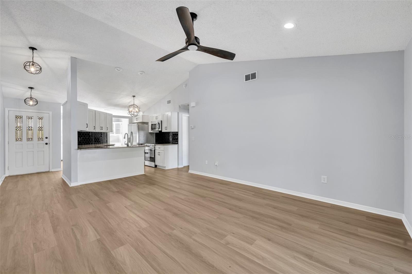 Image 3 of 28 For 717 Ridgewood Avenue