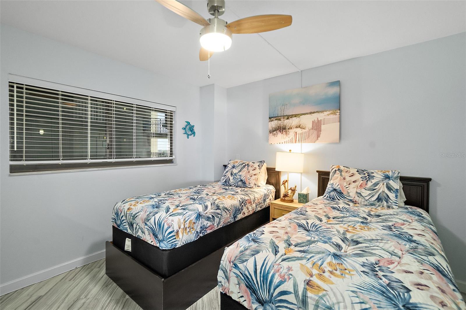 Image 19 of 33 For 5207 Atlantic Avenue 723