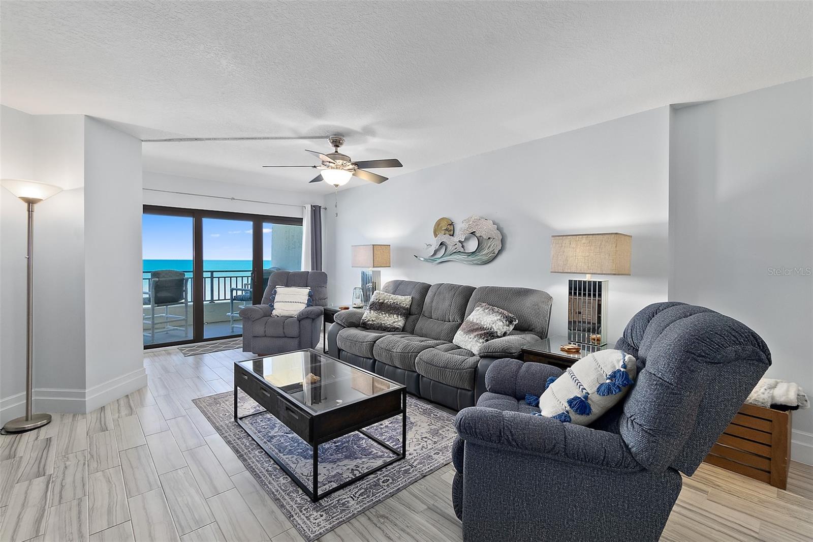 Image 7 of 33 For 5207 Atlantic Avenue 723
