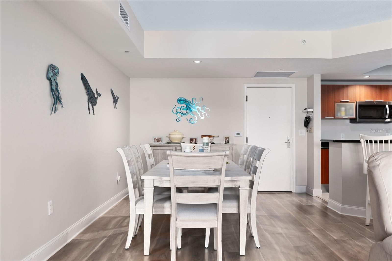 Image 8 of 45 For 241 Riverside Drive 304