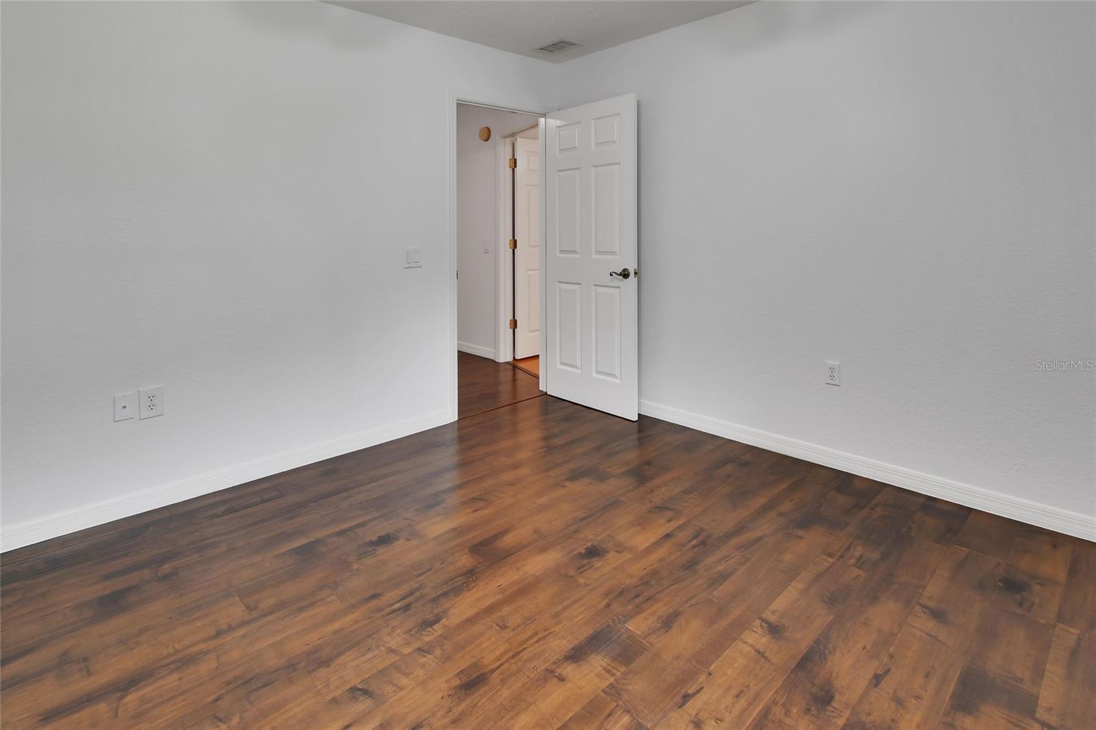 Image 49 of 67 For 2053 Bond Road