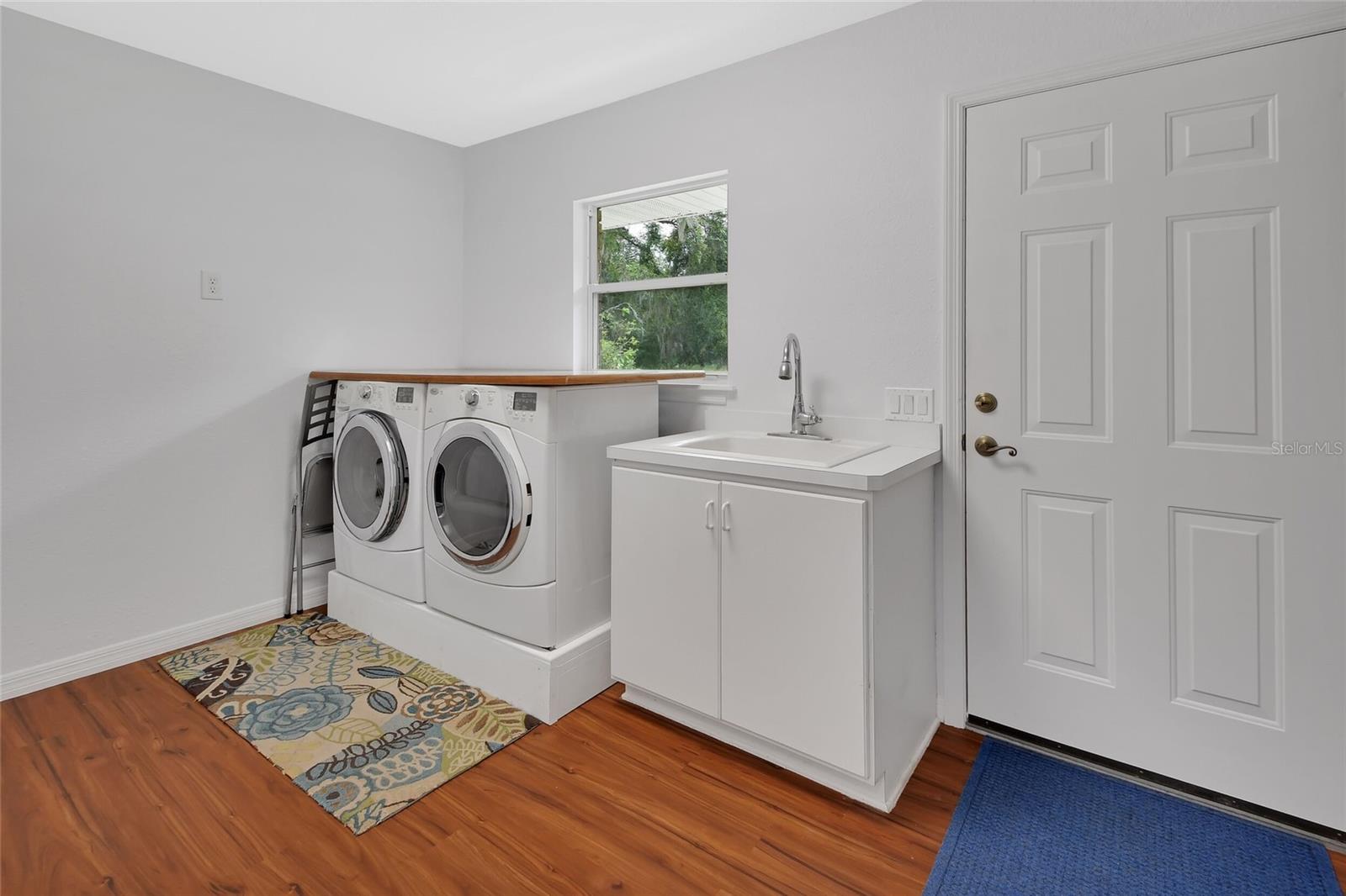 Image 50 of 67 For 2053 Bond Road