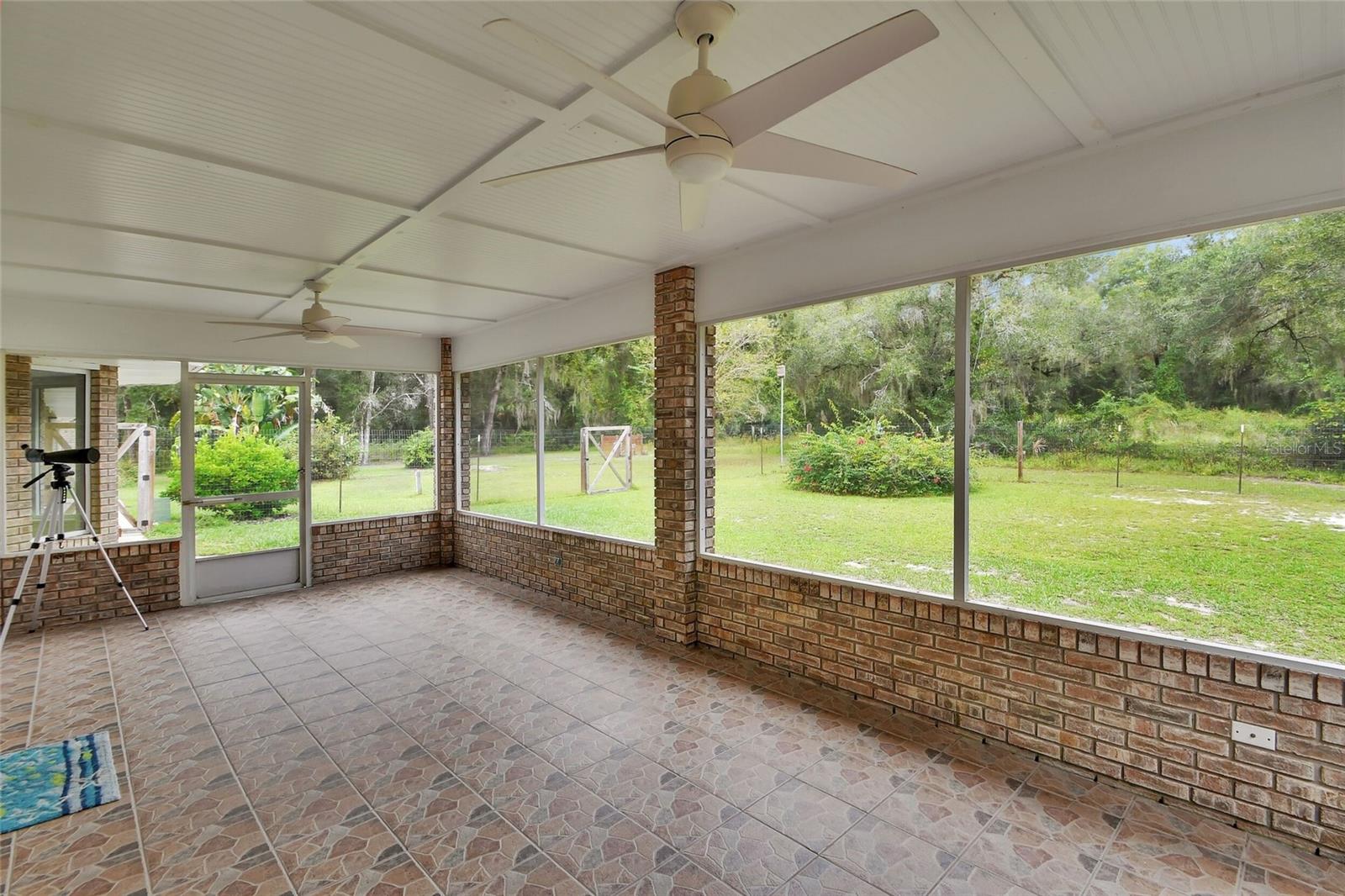 Image 52 of 67 For 2053 Bond Road