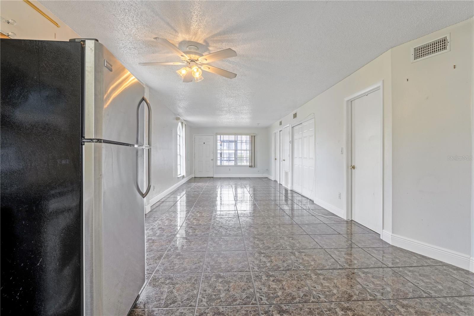 Image 11 of 24 For 313 Dirksen Drive G4