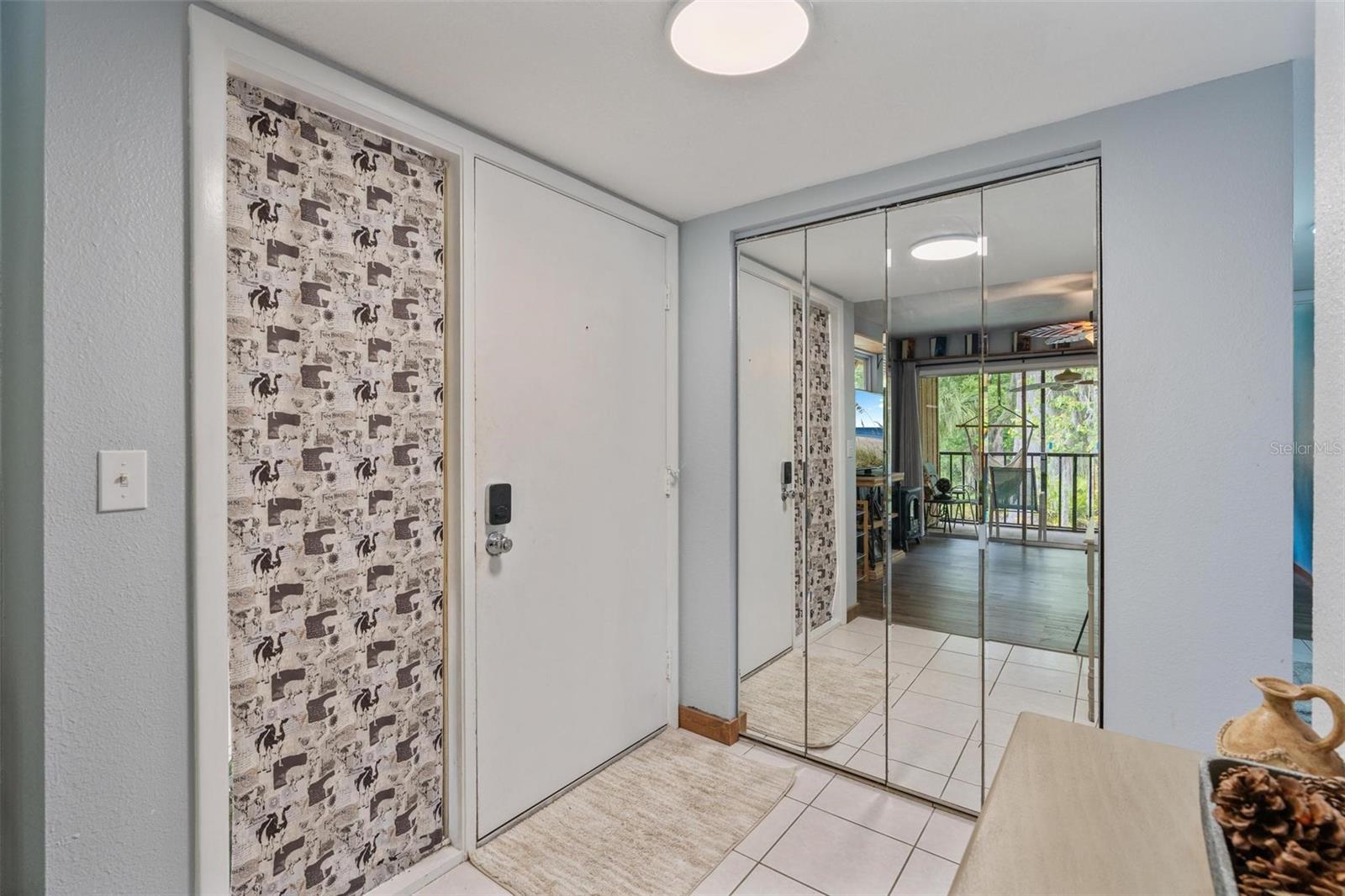 Image 18 of 36 For 140 Orchid Woods Court 14b