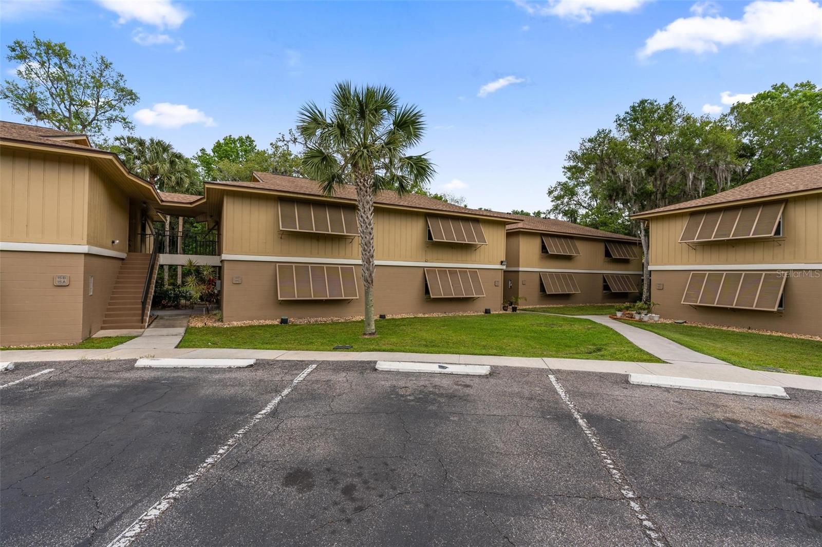 Image 27 of 36 For 140 Orchid Woods Court 14b
