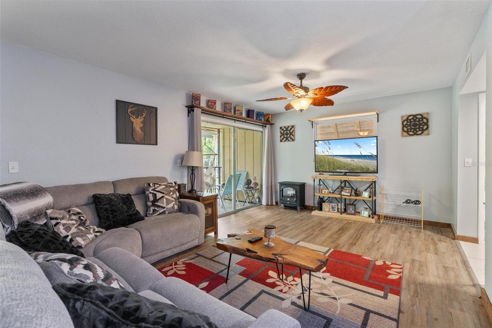 Image 3 of 36 For 140 Orchid Woods Court 14b