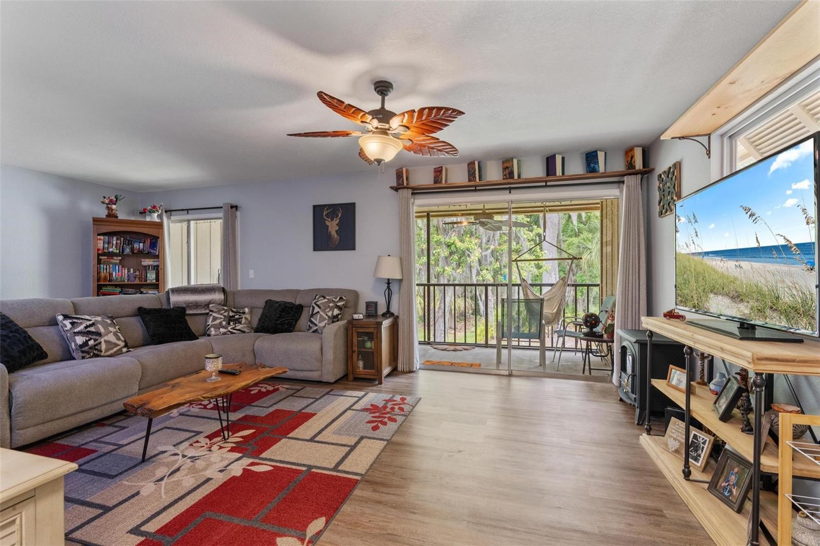 Image 5 of 36 For 140 Orchid Woods Court 14b