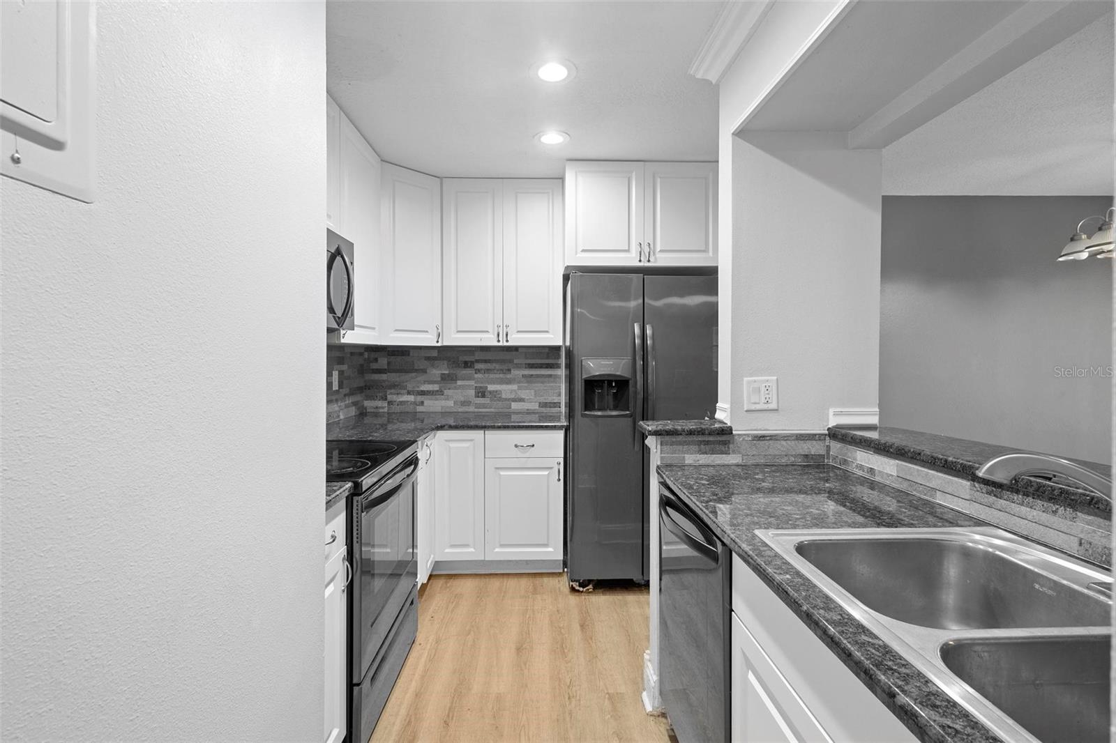 Image 5 of 22 For 110 Cypress Woods Court 2b