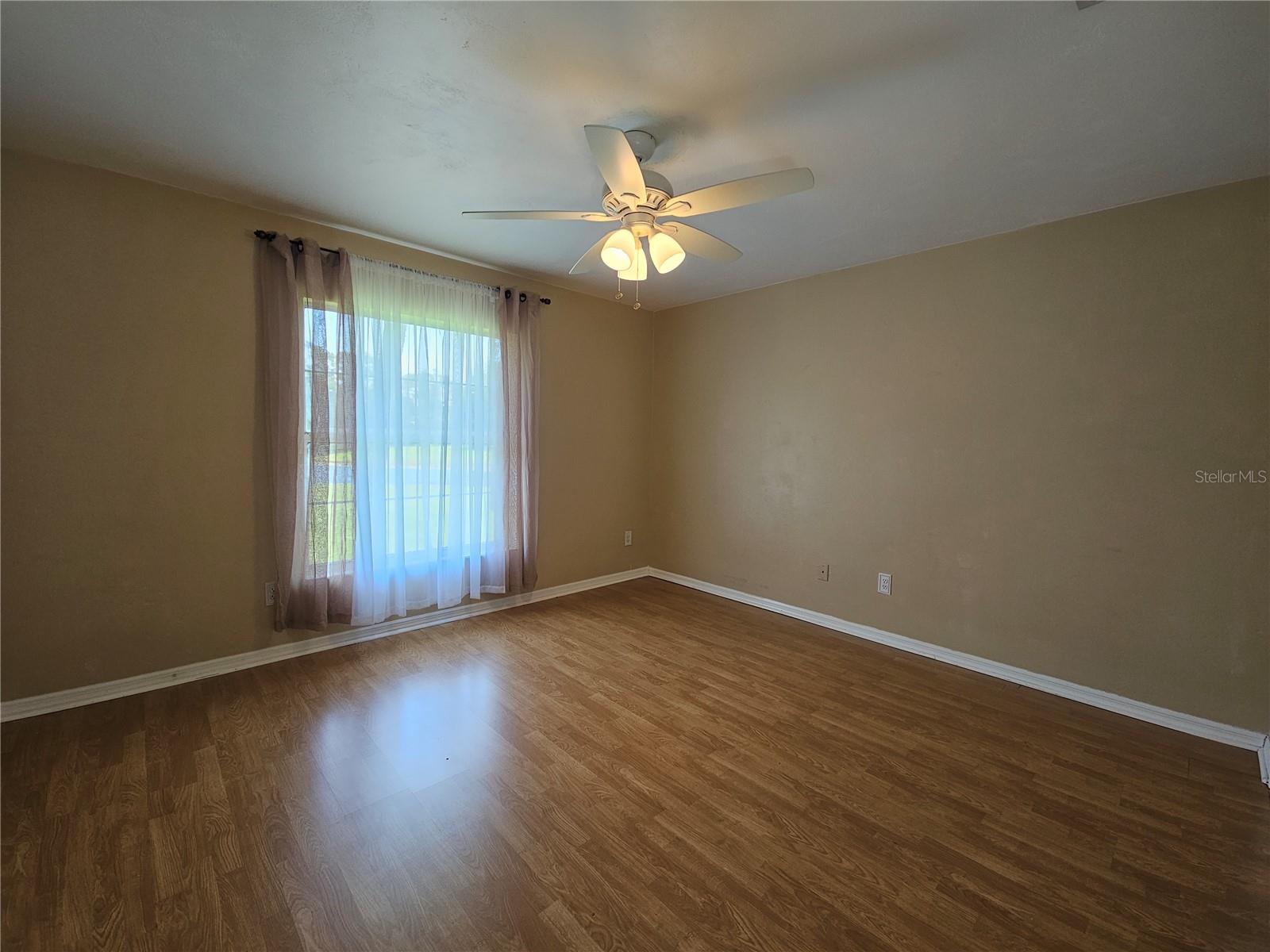 Image 14 of 22 For 6182 Knotty Pine Court