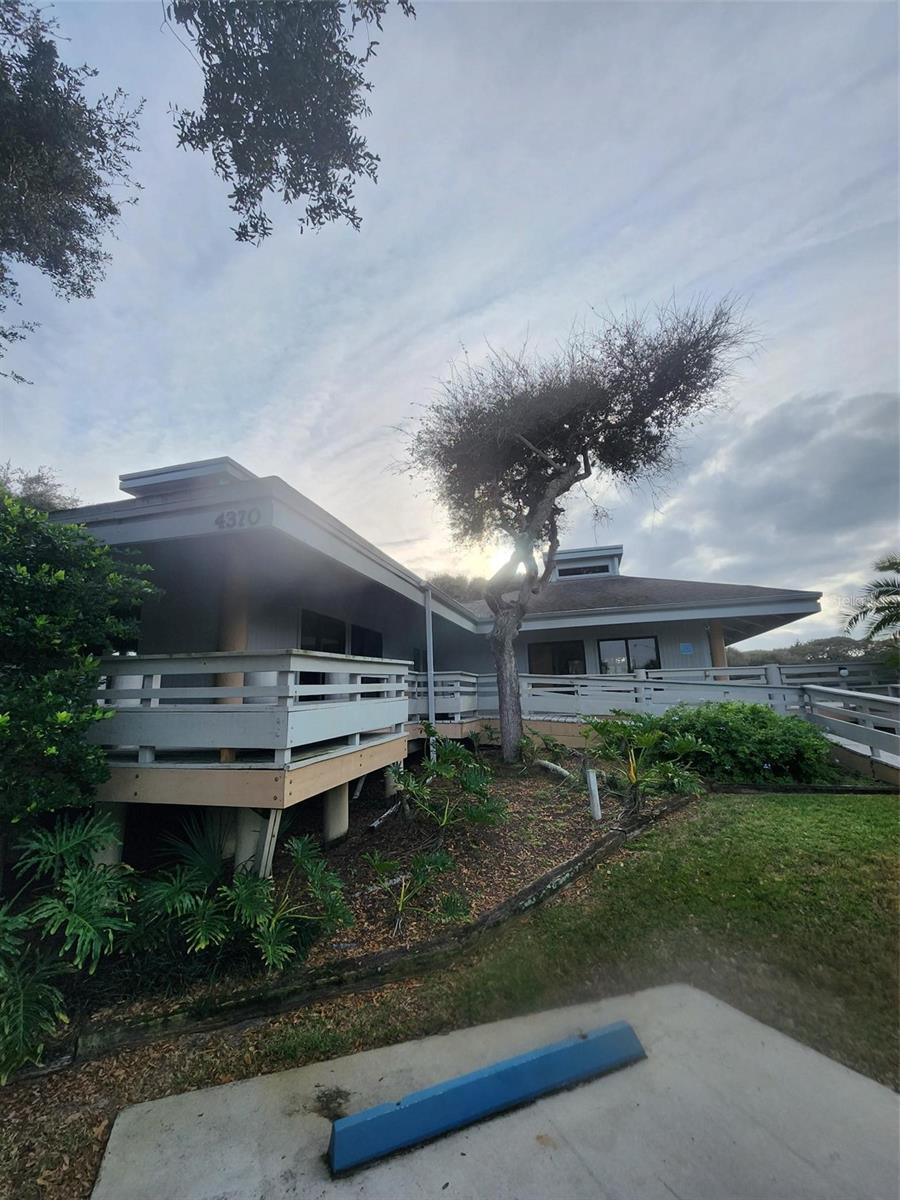 Image 17 of 22 For 4401 Sea Mist Drive 201