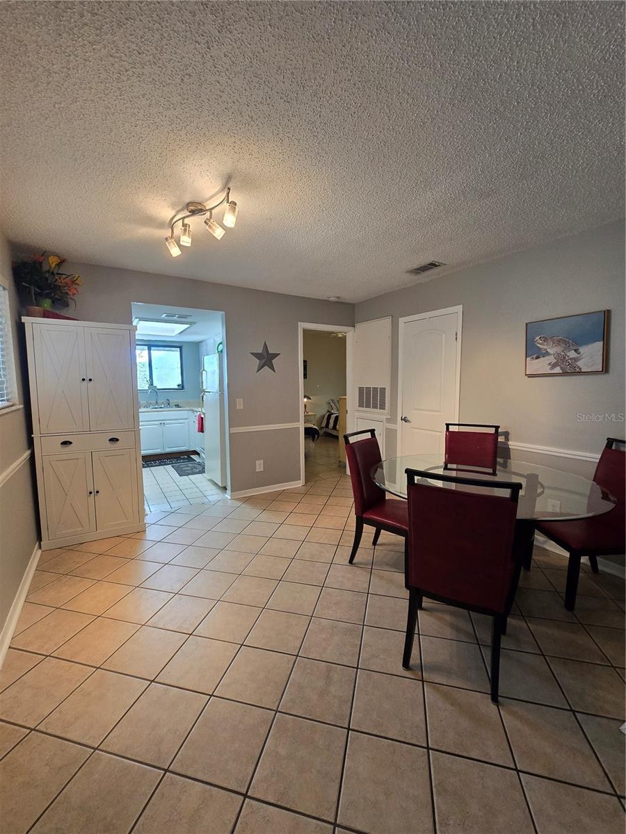 Image 6 of 22 For 4401 Sea Mist Drive 201