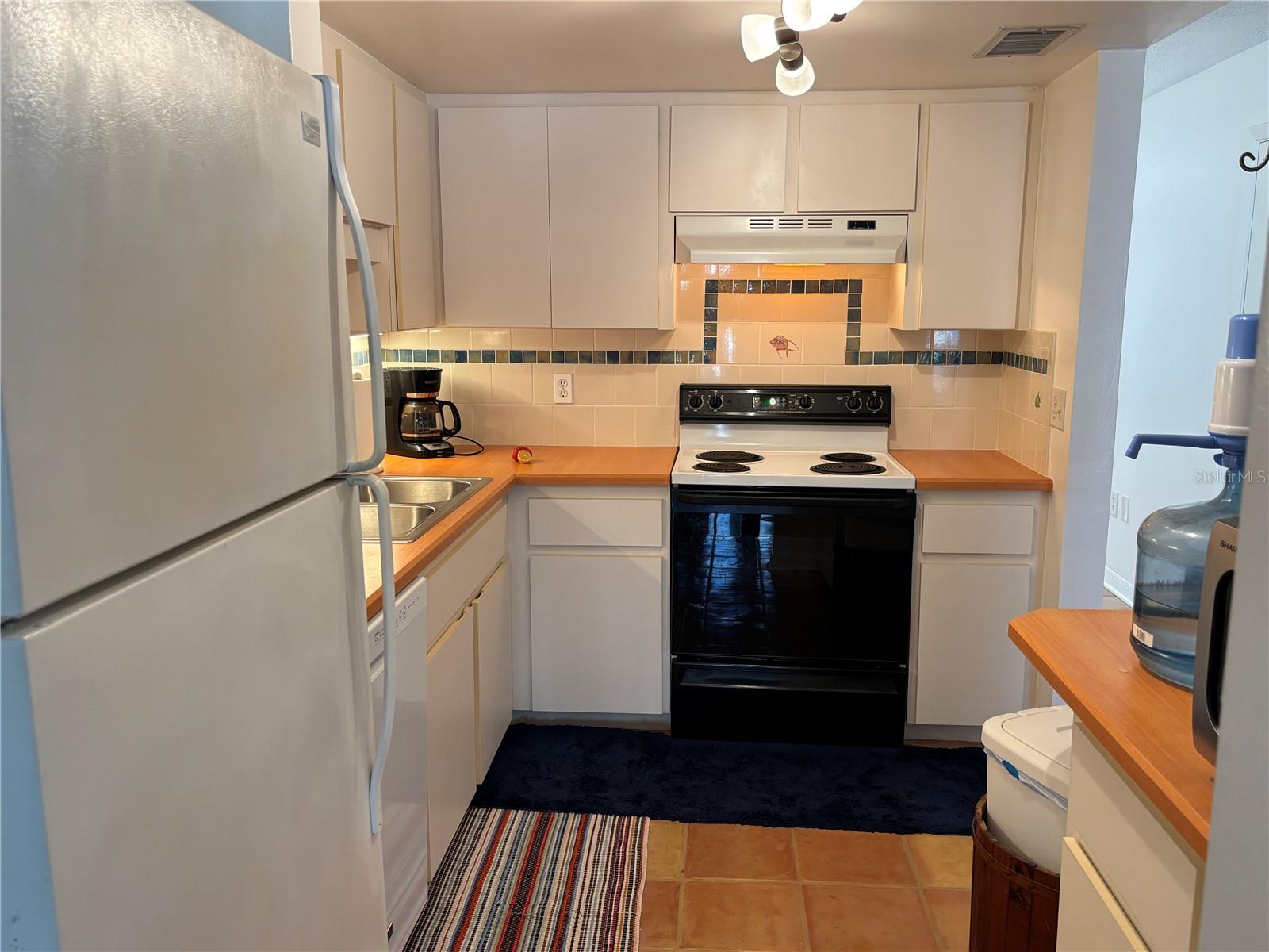 Image 11 of 32 For 5500 Ocean Shore Boulevard Ut18