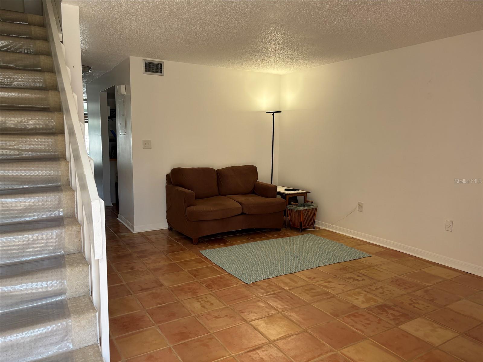 Image 6 of 32 For 5500 Ocean Shore Boulevard Ut18