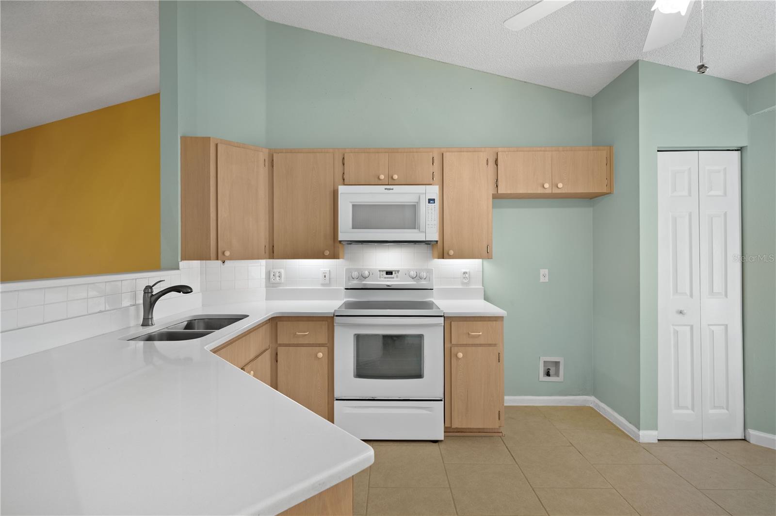Image 13 of 39 For 5097 19th Place