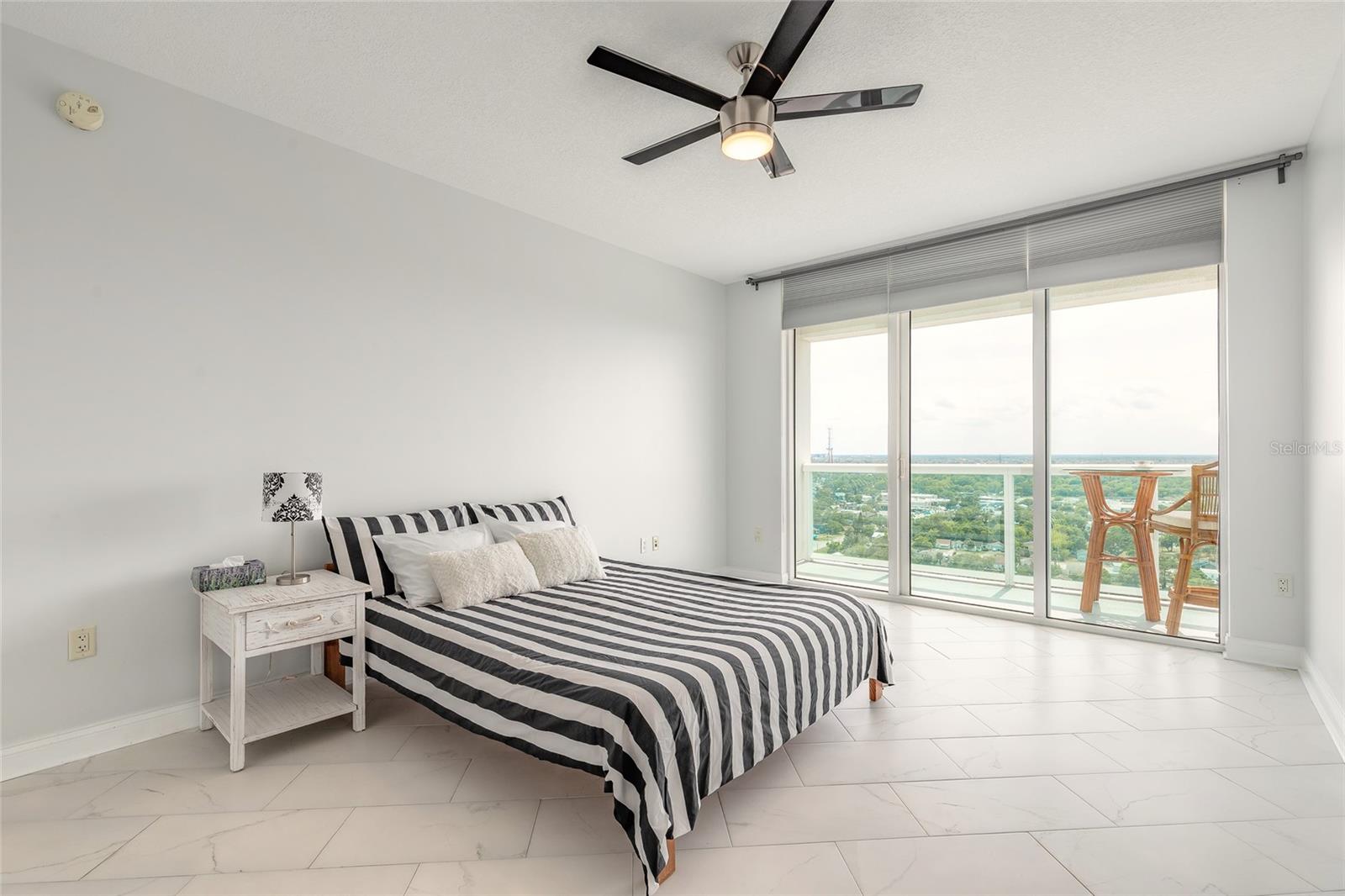 Image 13 of 56 For 241 Riverside Drive 2110