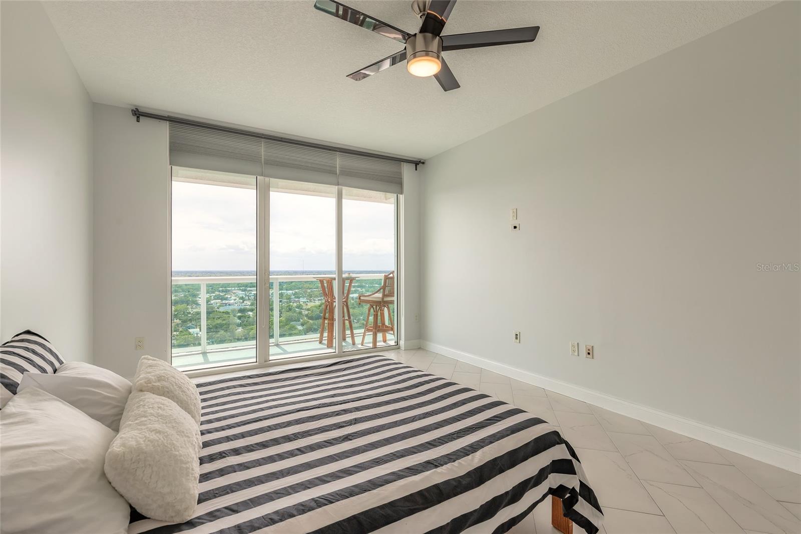 Image 15 of 56 For 241 Riverside Drive 2110