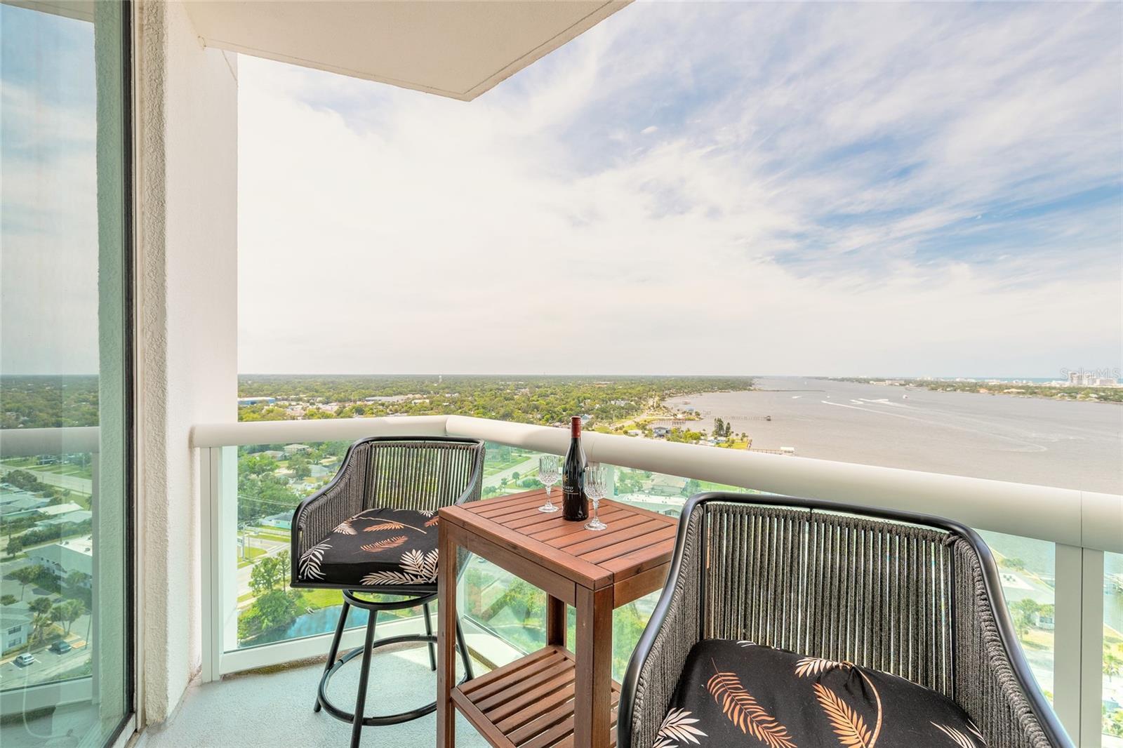 Image 33 of 56 For 241 Riverside Drive 2110