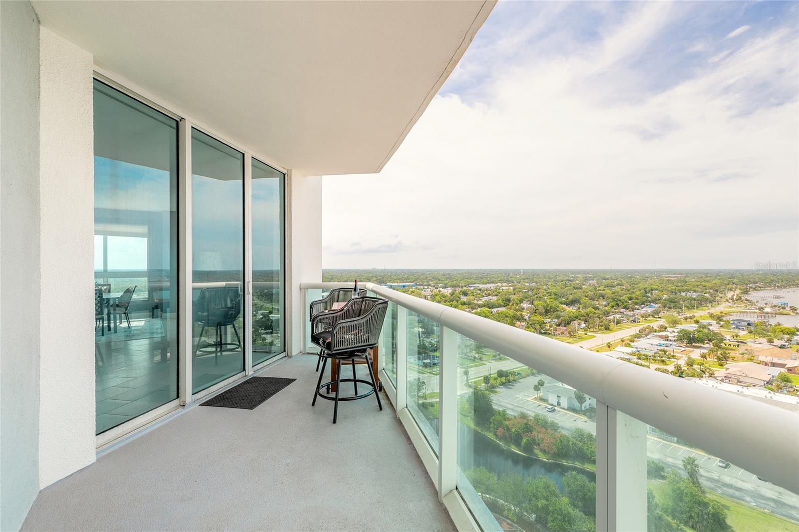 Image 34 of 56 For 241 Riverside Drive 2110
