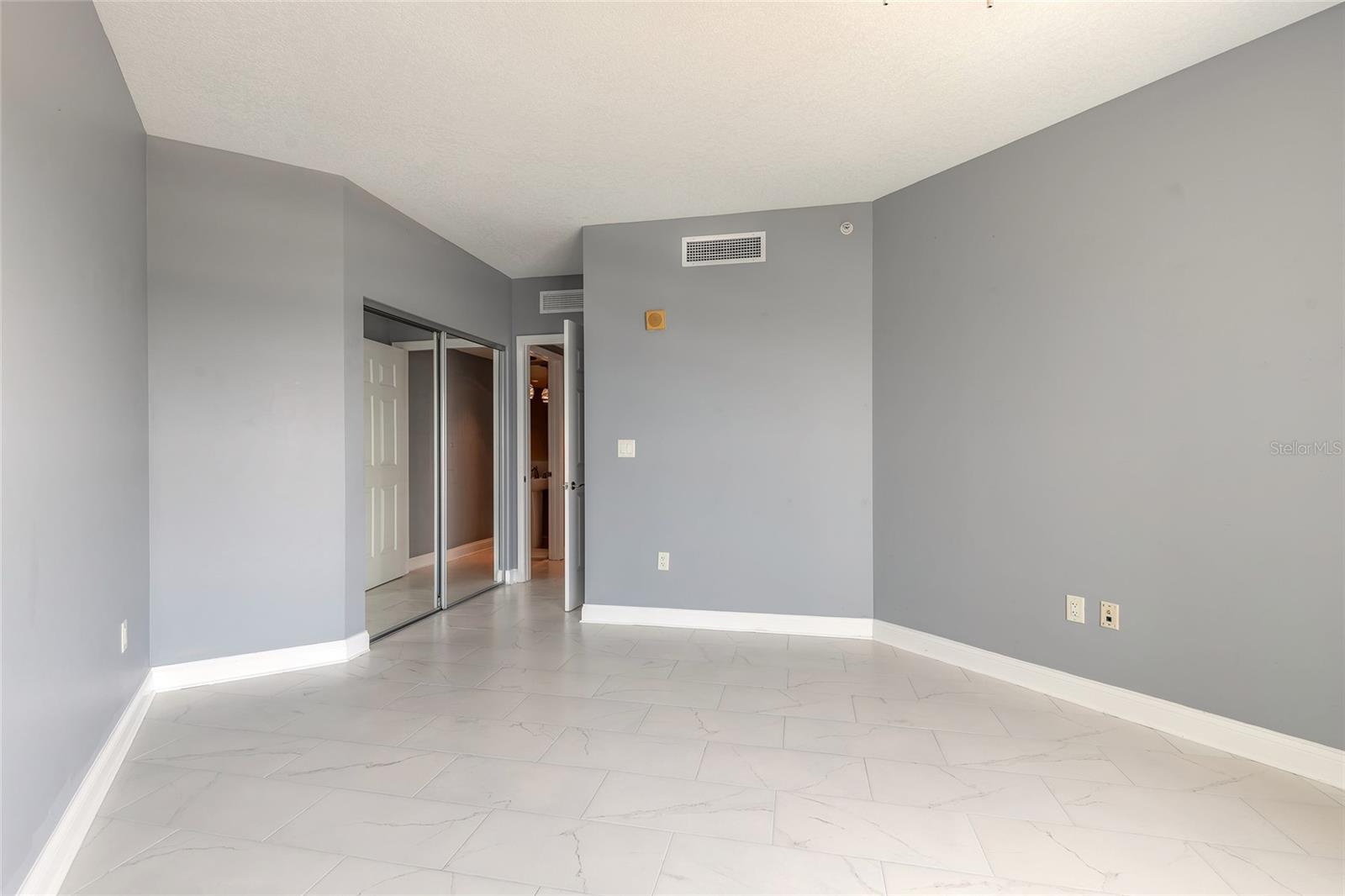 Image 4 of 56 For 241 Riverside Drive 2110