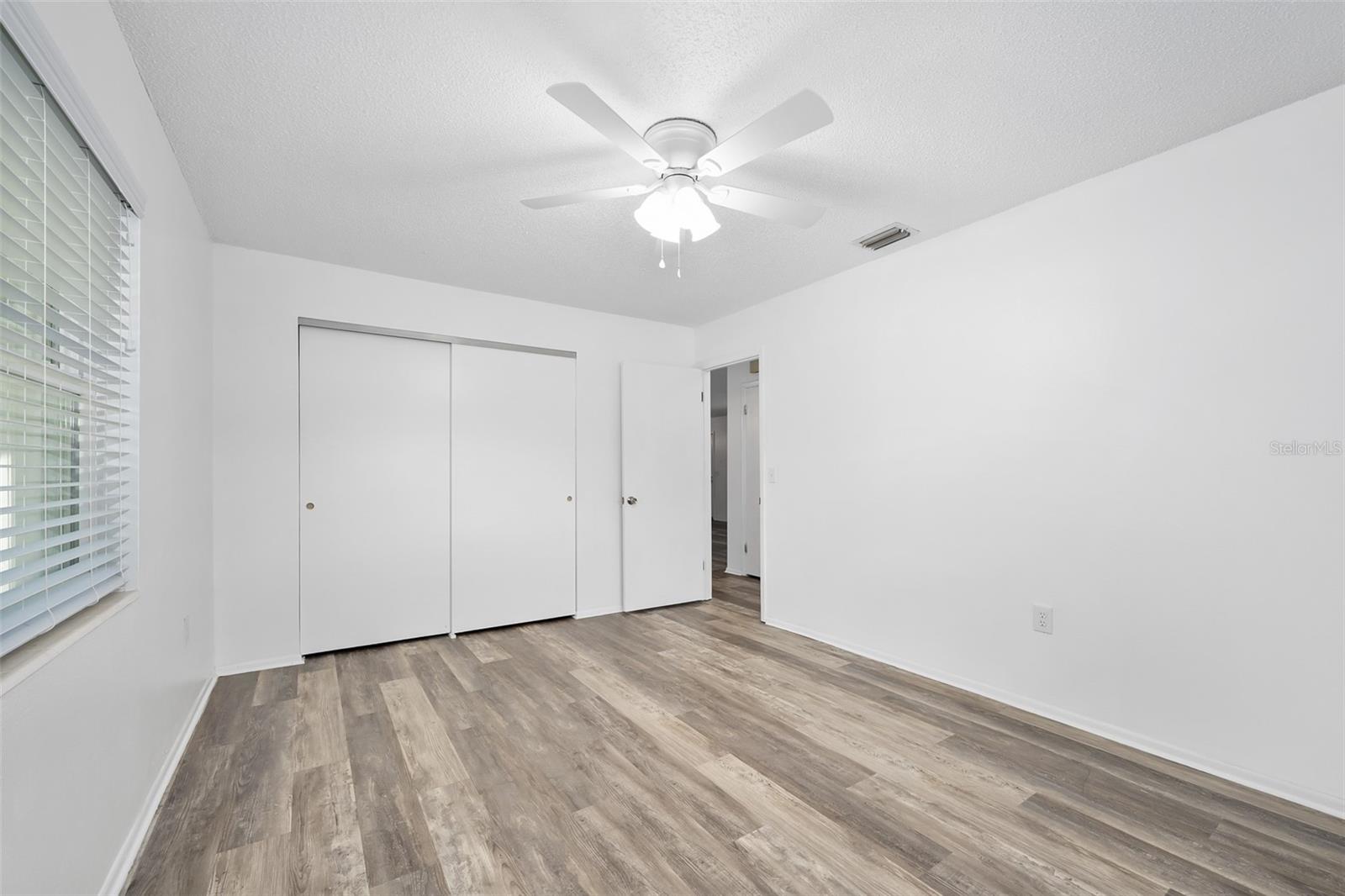 Image 14 of 26 For 1534 Center Street