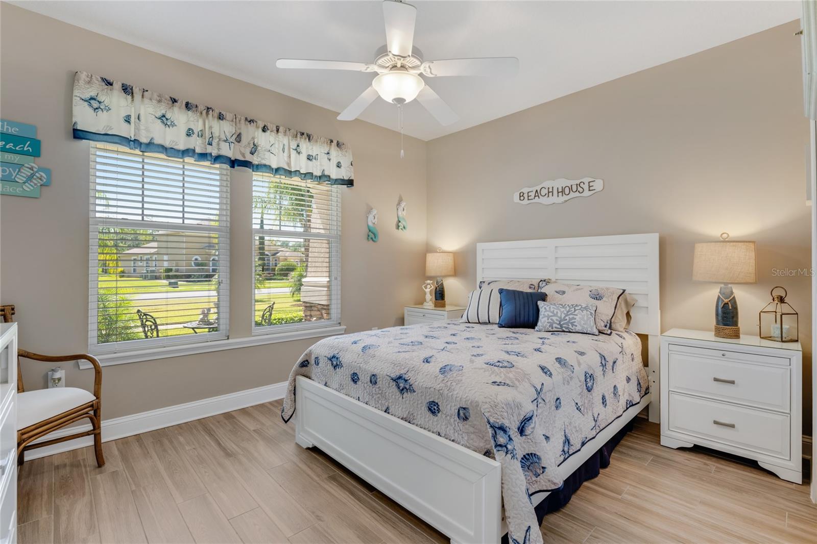 Image 12 of 43 For 214 Ashford Lakes Circle