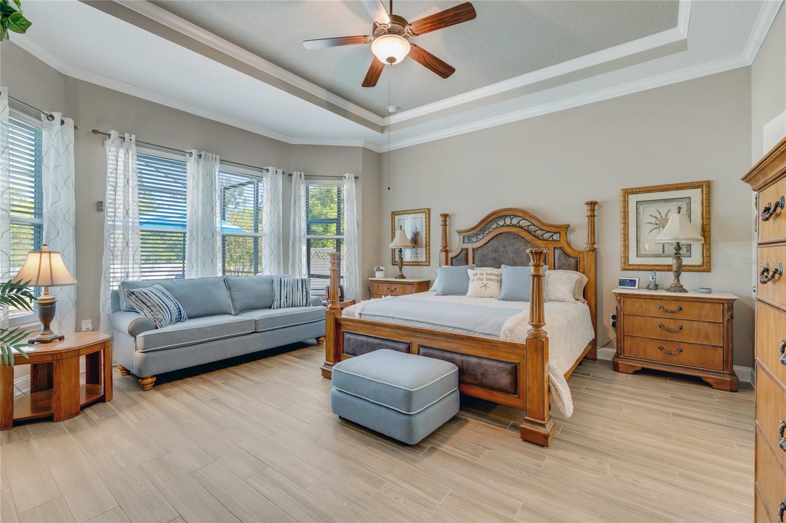 Image 19 of 43 For 214 Ashford Lakes Circle