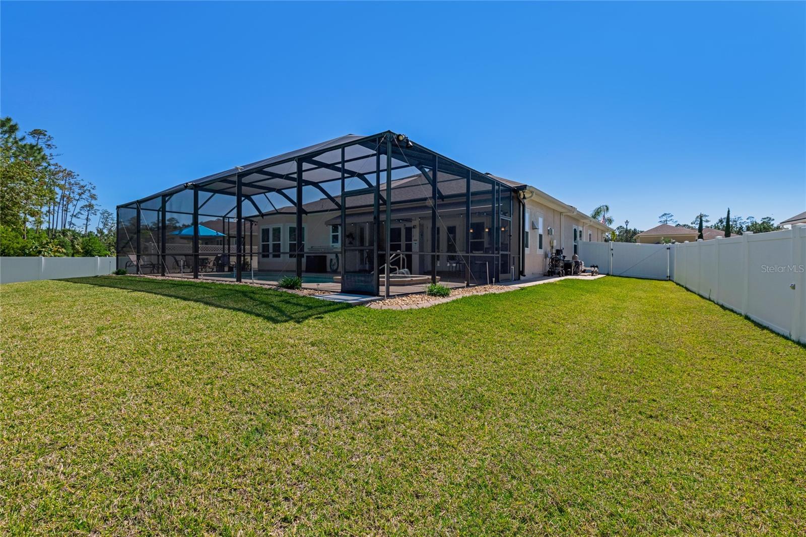 Image 29 of 43 For 214 Ashford Lakes Circle