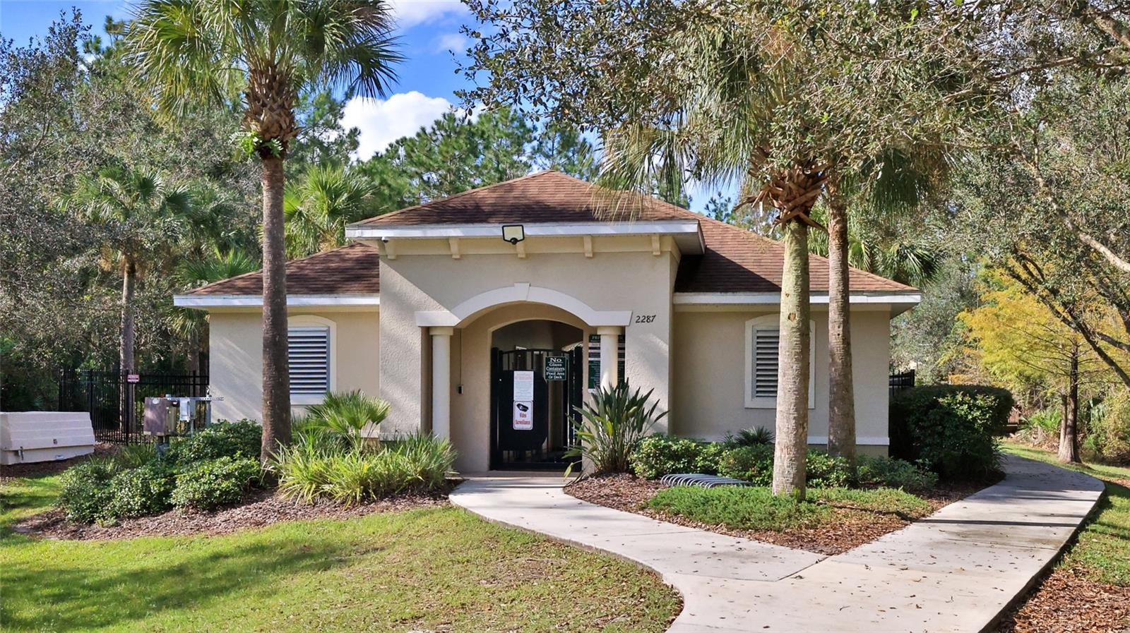 Image 39 of 43 For 214 Ashford Lakes Circle