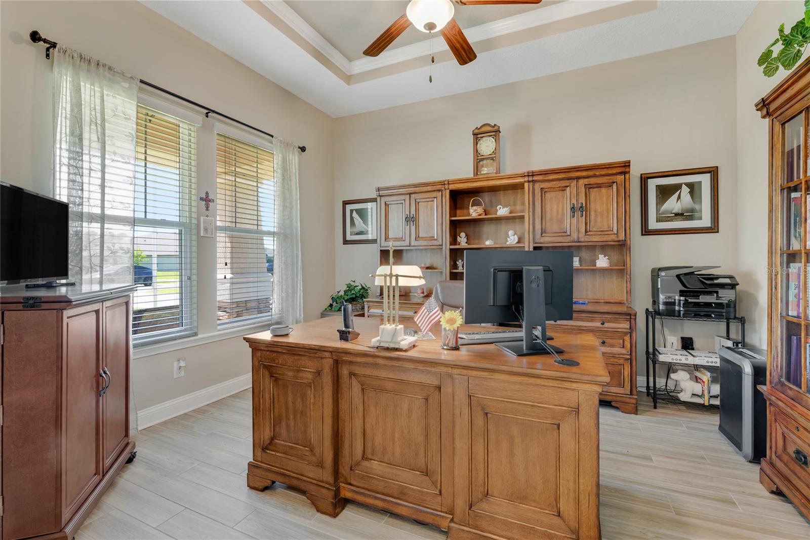 Image 5 of 43 For 214 Ashford Lakes Circle