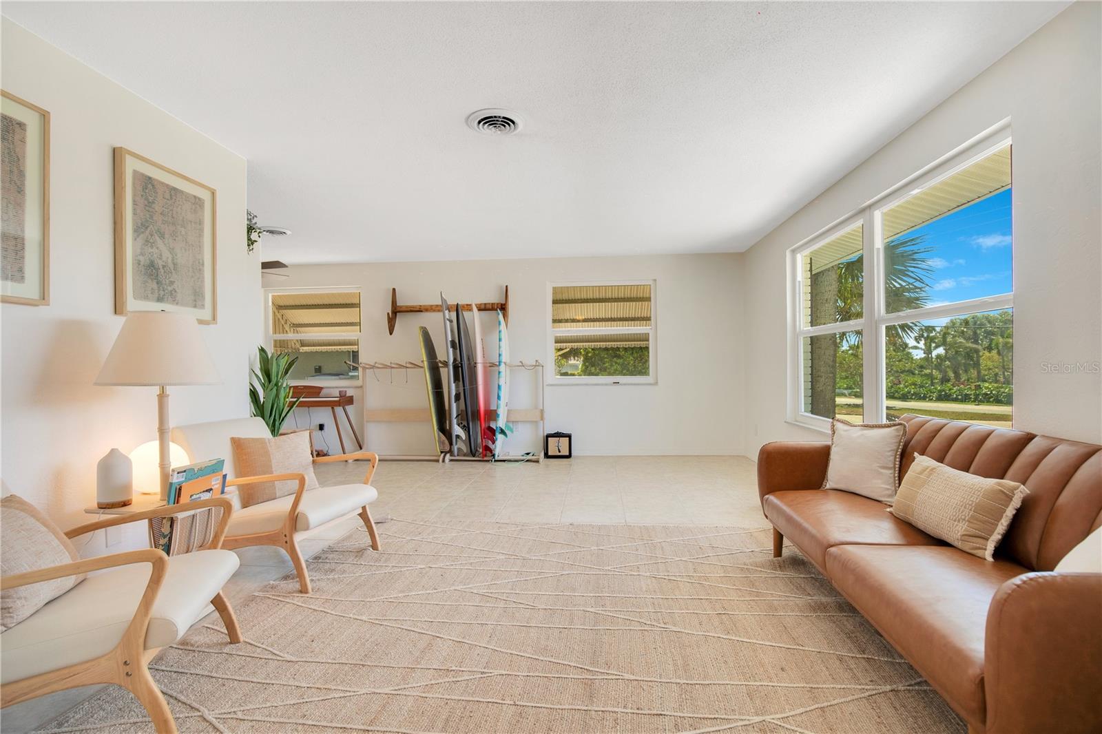 Image 19 of 45 For 2565 Peninsula Drive