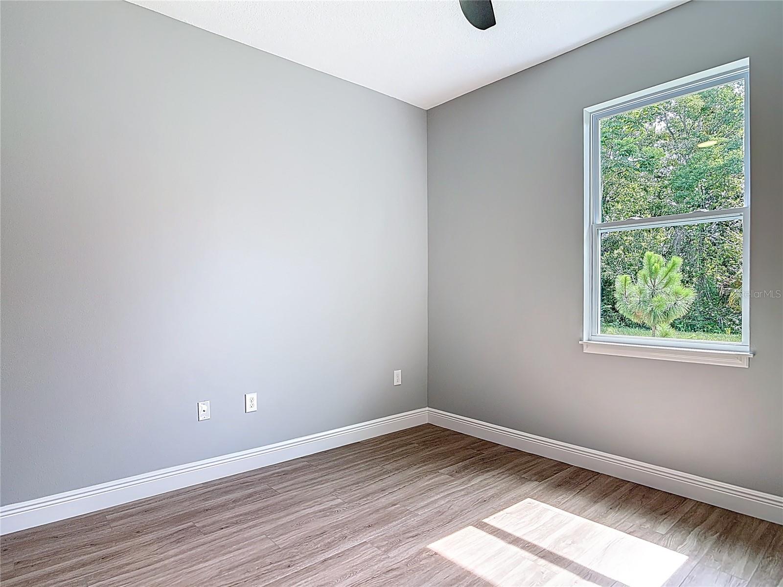 Image 31 of 46 For 2049 West Parkway
