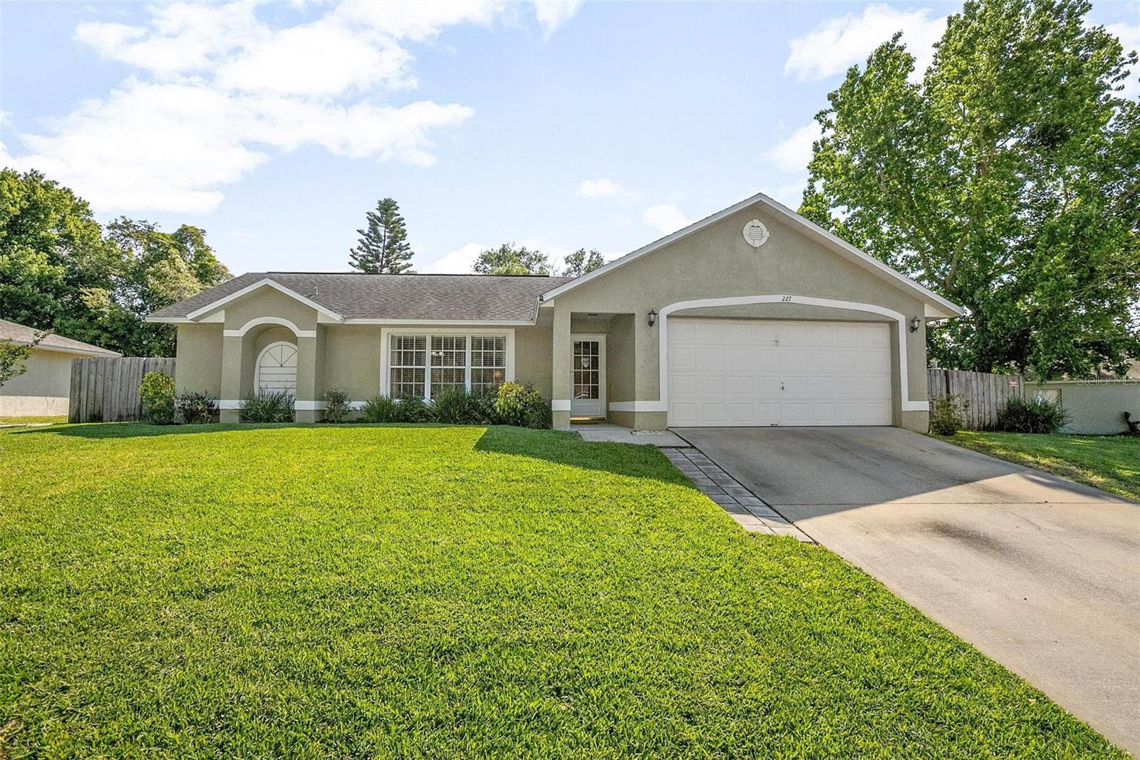 Image 3 of 42 For 227 Heronwood Circle