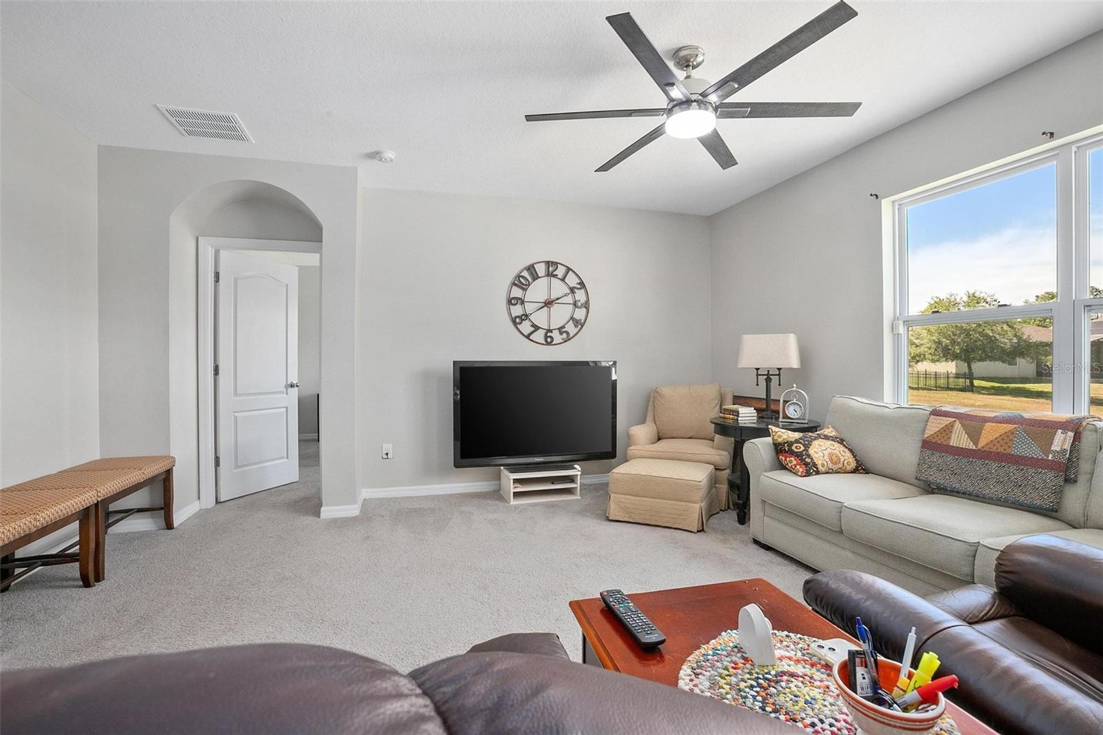 Image 10 of 28 For 811 Grand Park Court
